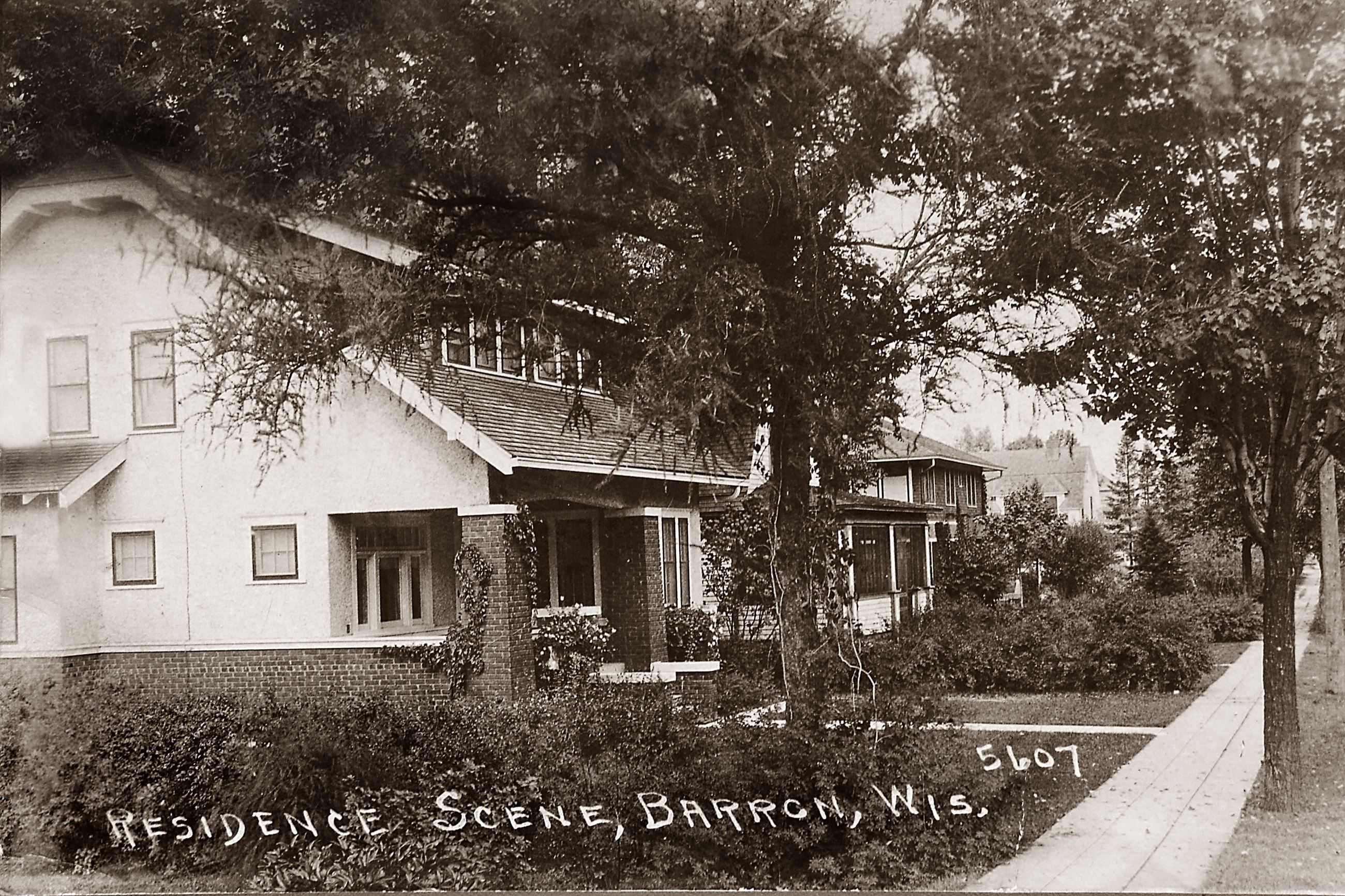 Vintage Barron - Residence